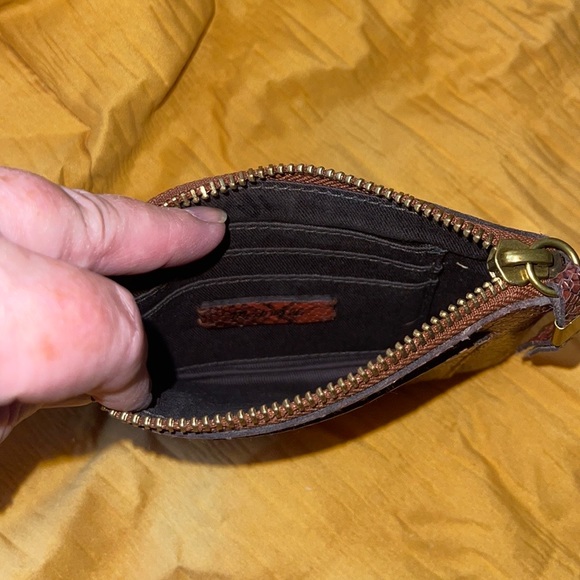 Madewell Snake Embossed Leather Pouch Wallet - Picture 3 of 11